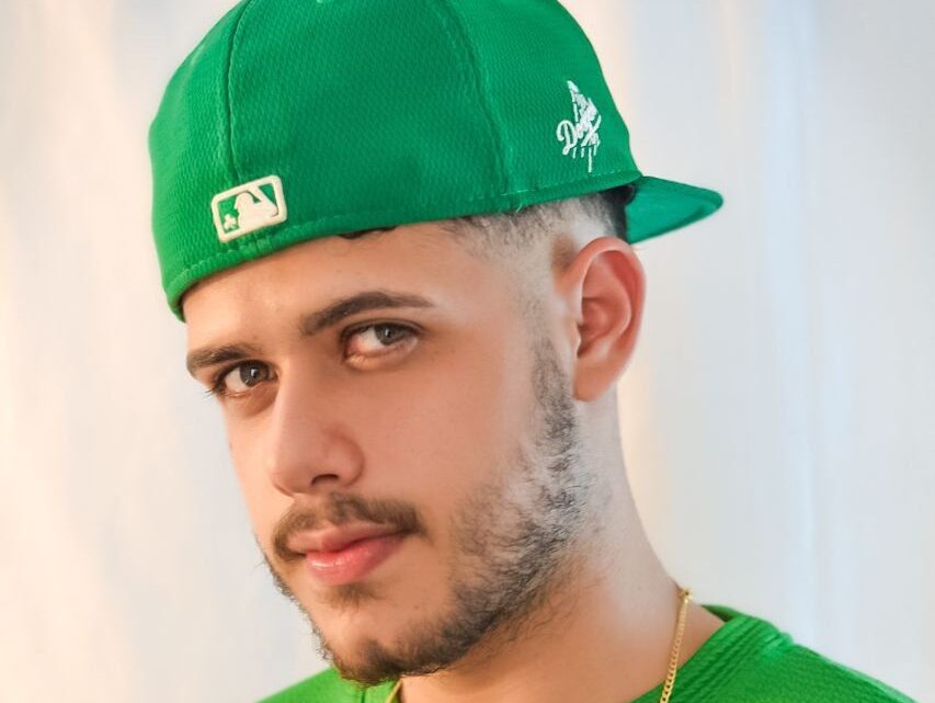 Gustavo Padilha: O influencer que faz sucesso por onde passa